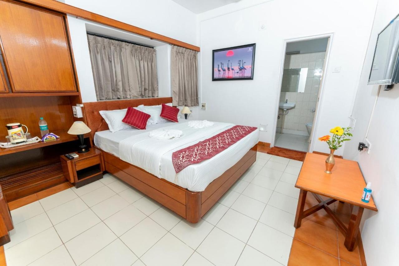 Hotel Green Field Satara Dış mekan fotoğraf