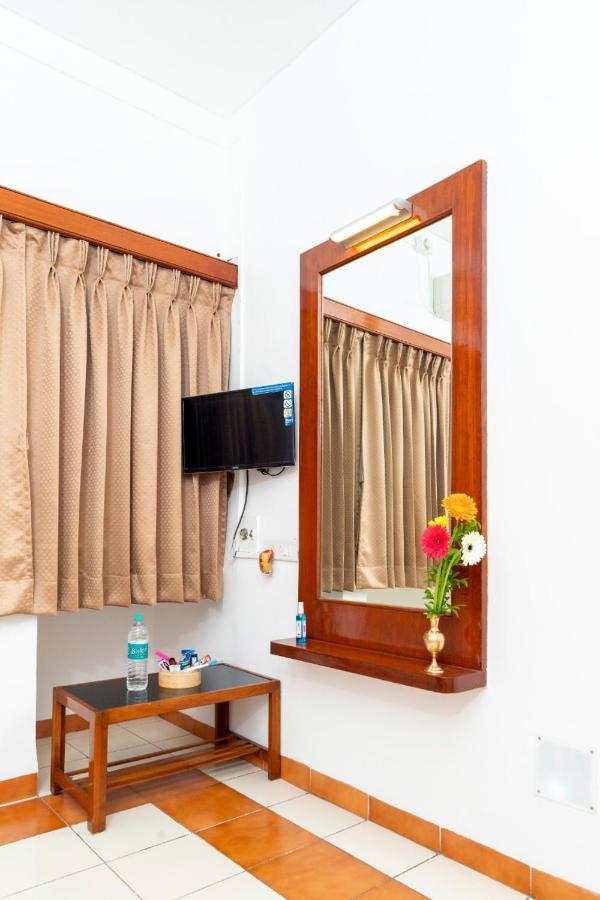 Hotel Green Field Satara Dış mekan fotoğraf