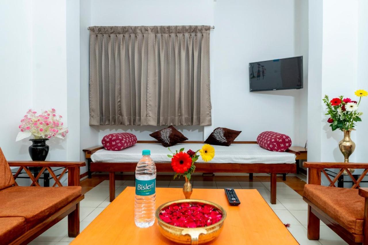 Hotel Green Field Satara Dış mekan fotoğraf