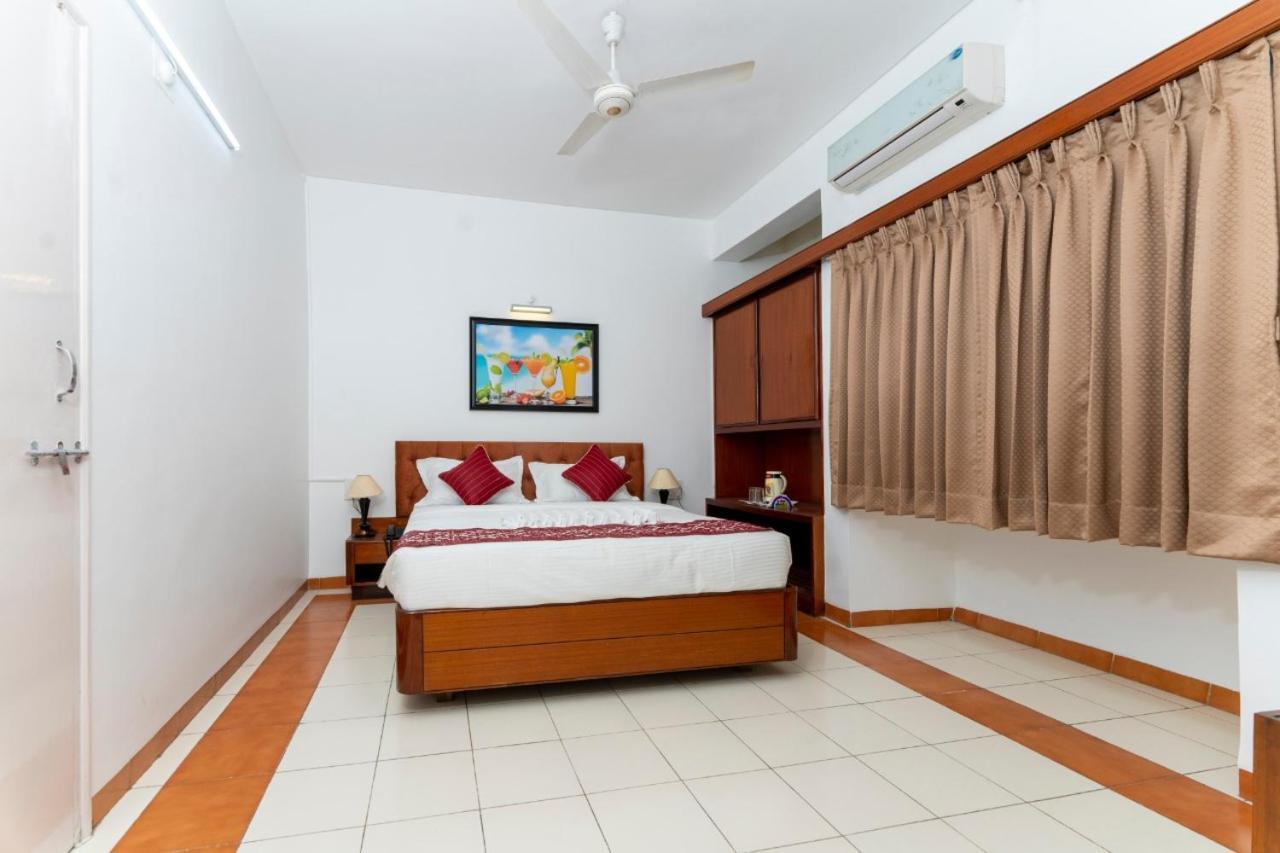 Hotel Green Field Satara Dış mekan fotoğraf