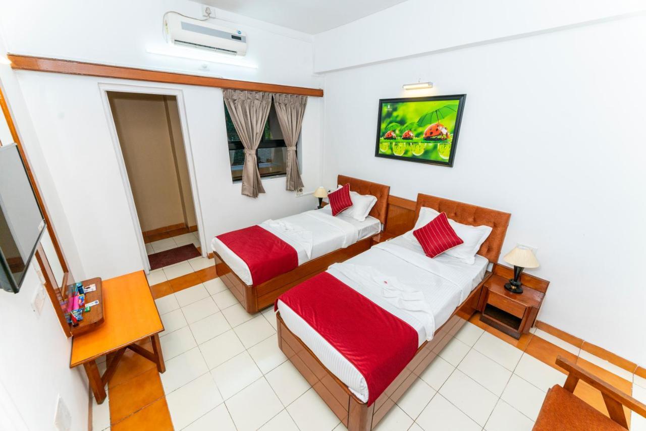Hotel Green Field Satara Dış mekan fotoğraf