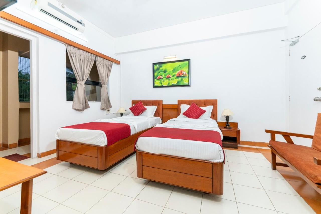 Hotel Green Field Satara Dış mekan fotoğraf
