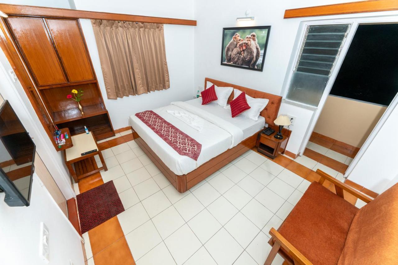 Hotel Green Field Satara Dış mekan fotoğraf